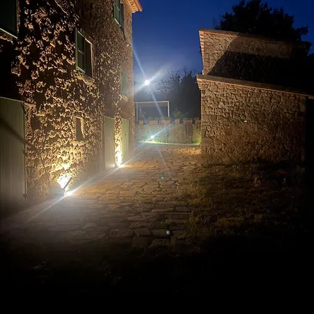 Apartman 4 Ruderi *